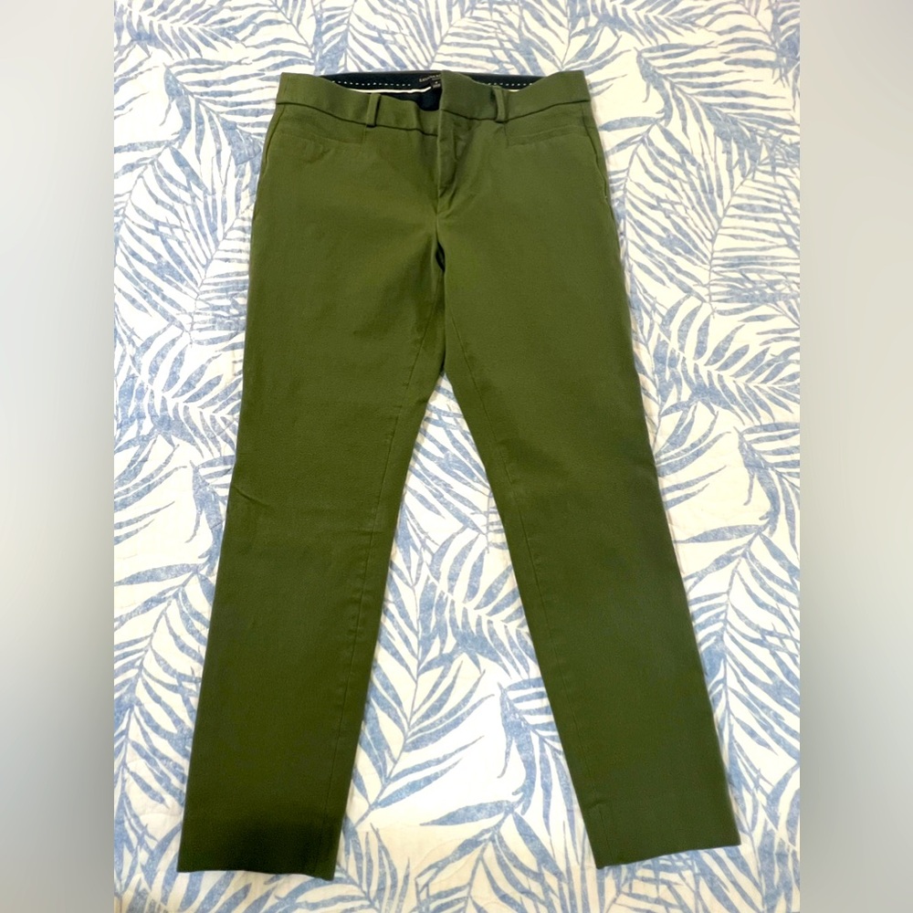 Banana Republic Sloan 4